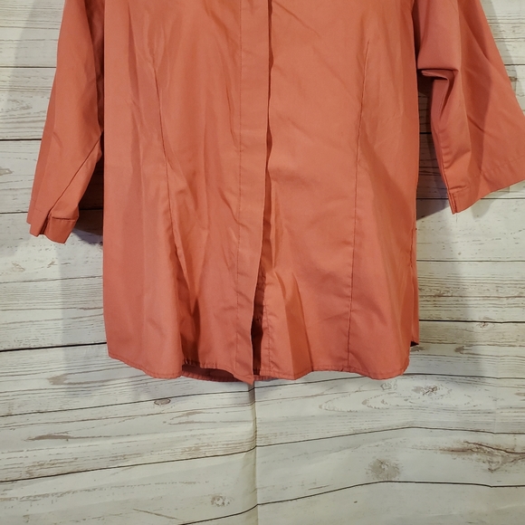 2 for 15 Tabi Pink Button Down Top - Picture 5 of 8